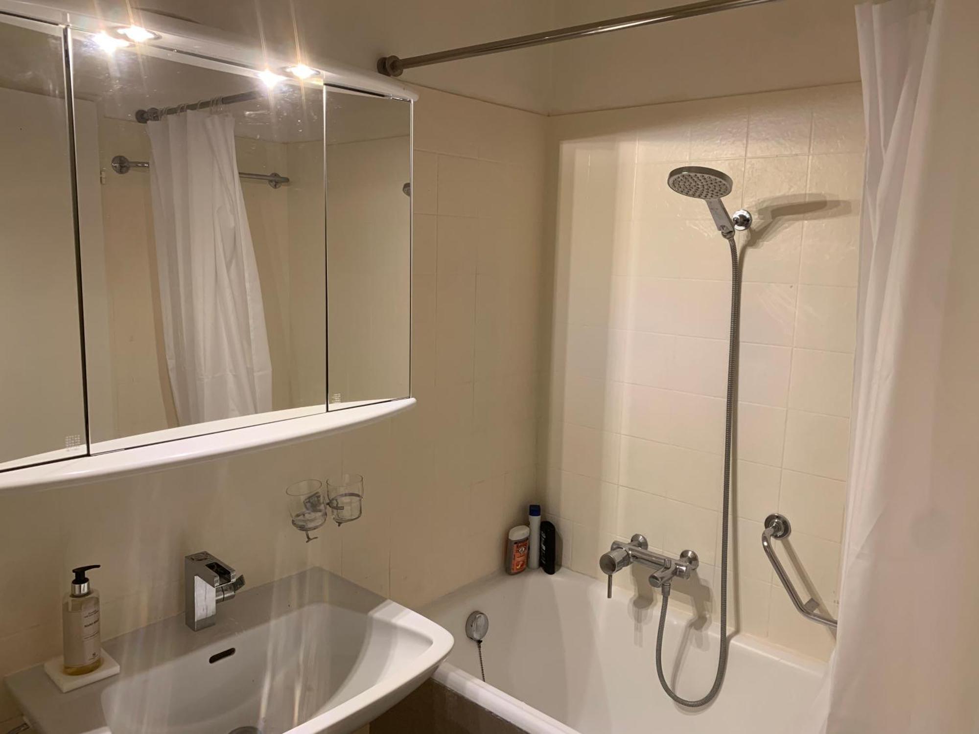 Beautiful 2-bed Near Palexpo, Un Agencies & Diplomatic Missions Appartement *