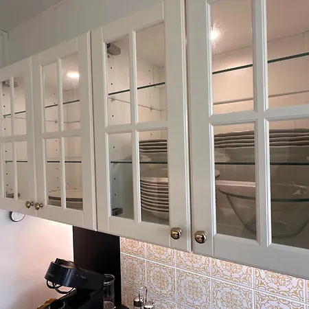 Apartment Beautiful 2-bed Near Palexpo, Un Agencies & Diplomatic Missions *
